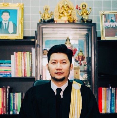 นายณัฐพงษ์ วิยะ