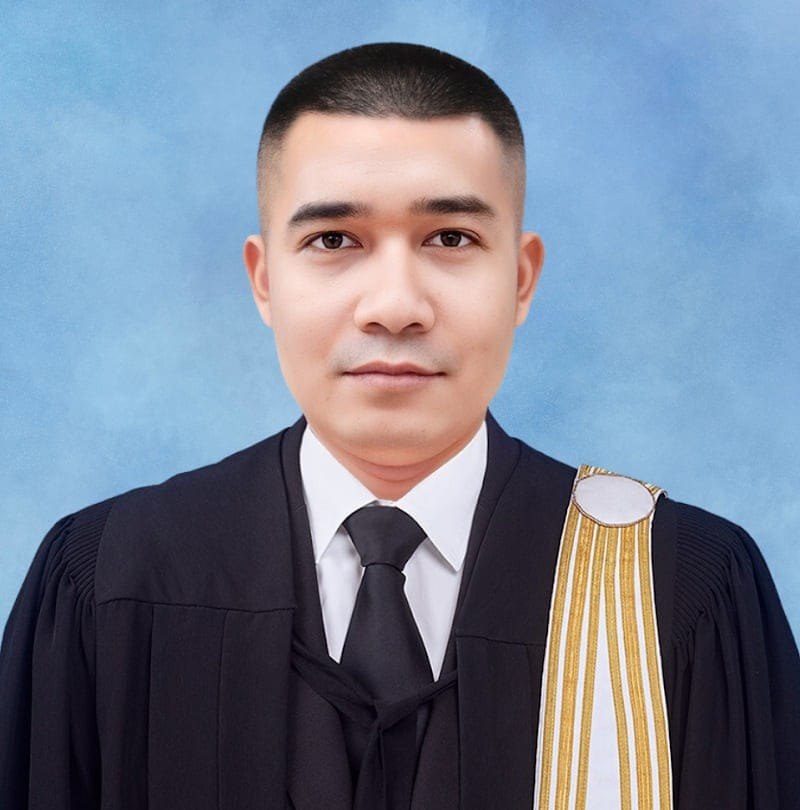 จ่าสิบตำรวจป้องปราบ  รักษาเกียรติคุณ