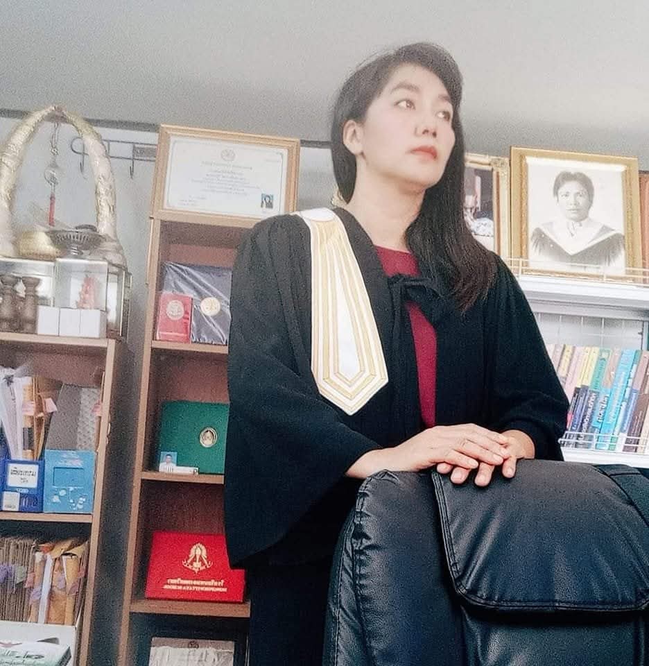 อิสริยาภรณ์ โป๊ะประนม